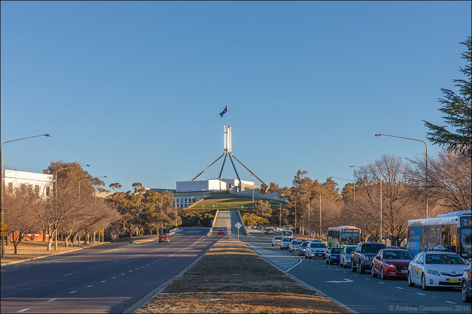 Здание Парламента Австралии