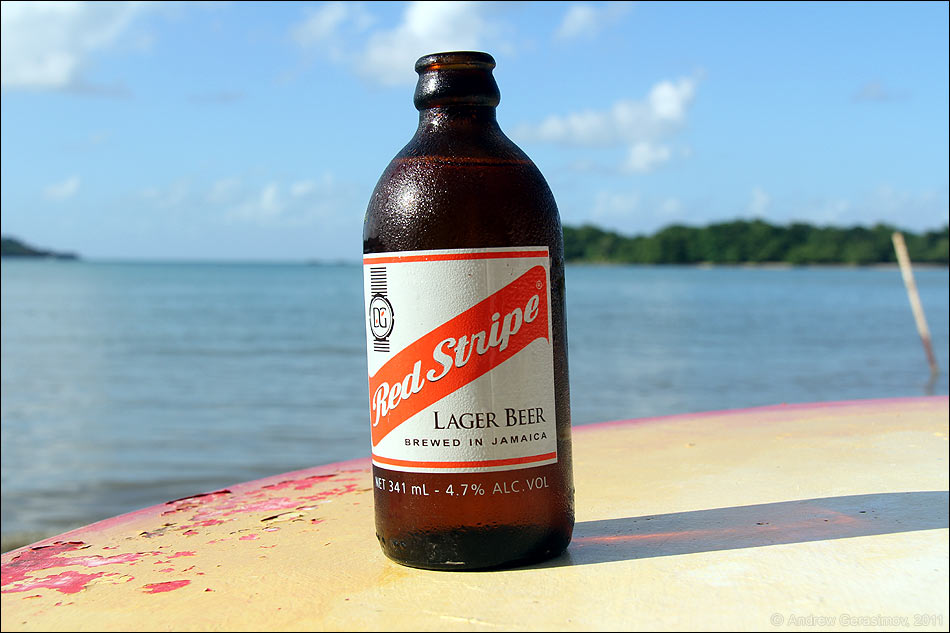 Ямайское пиво «Red Stripe»