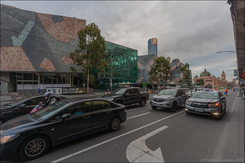 Атриум площади Федерации в Мельбурне