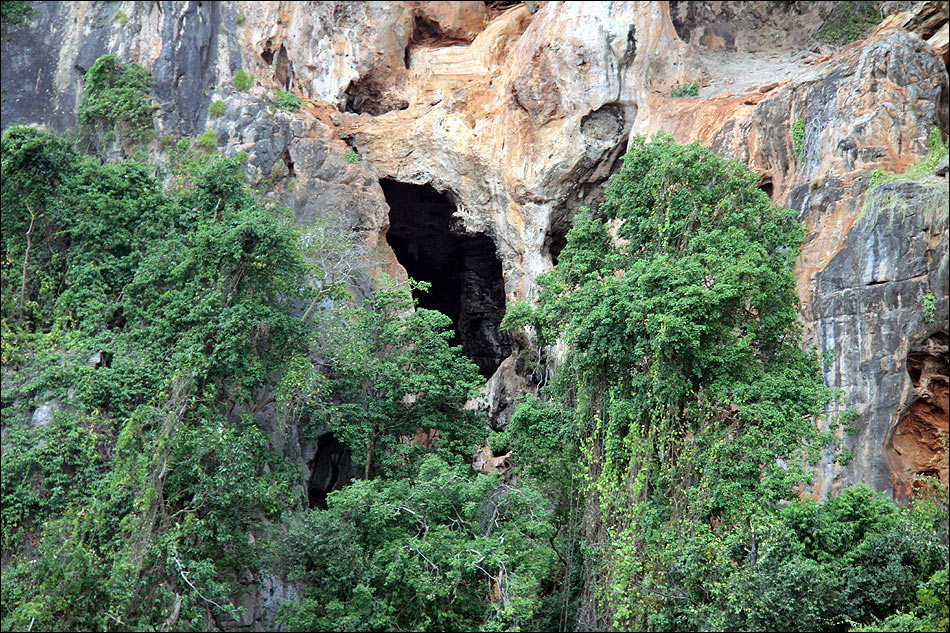 Пещеры Пи-Пи-Дона