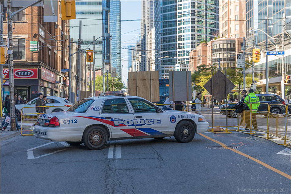 Полиция Торонто