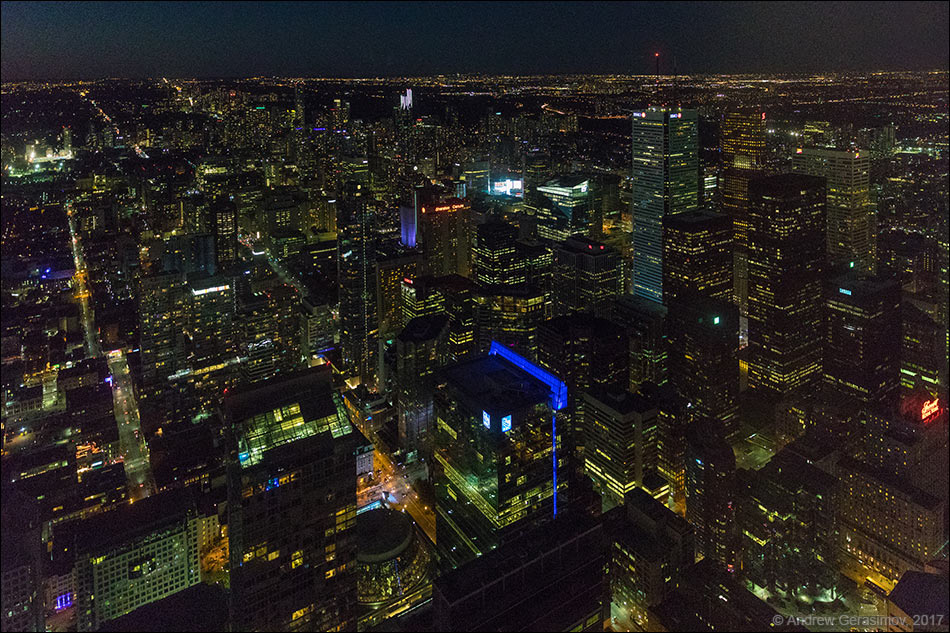 Панорама ночного Торонто